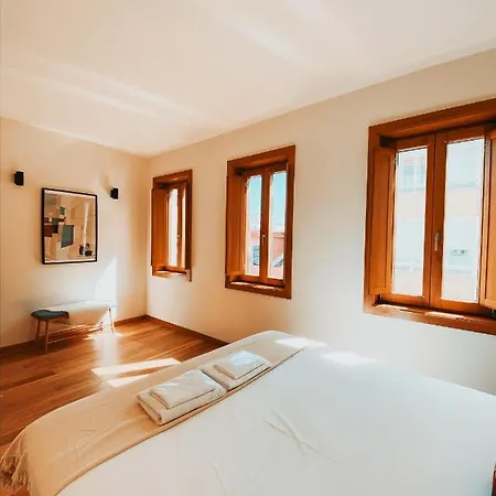 Beautiful Duplex With Garden In Belem Lizbona