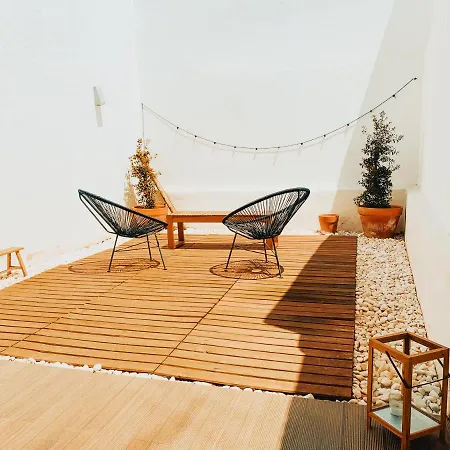Beautiful Duplex With Garden In Belem Lizbona