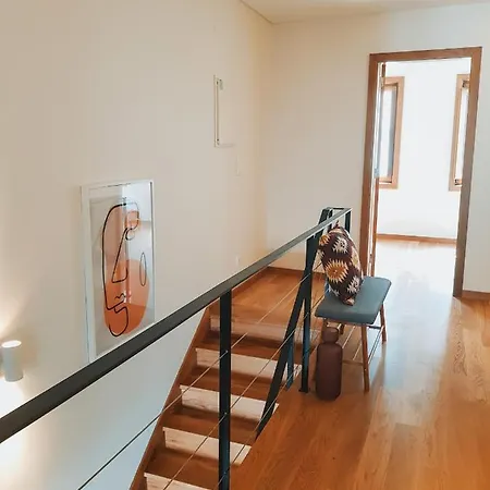 Vakantiehuis Beautiful Duplex With Garden In Belem