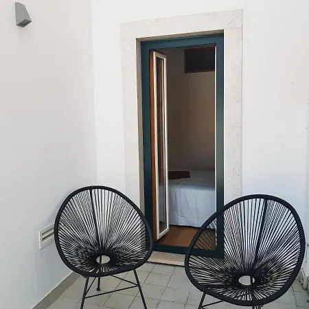Vakantiehuis Beautiful Duplex With Garden In Belem *