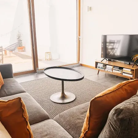 Vakantiehuis Beautiful Duplex With Garden In Belem
