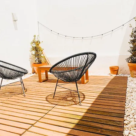 Beautiful Duplex With Garden In Belem Vakantiehuis *